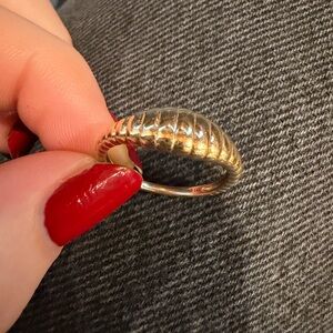 Mejuri solid 14k gold charlotte signet ring - 7